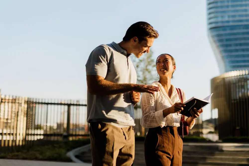 Melbourne agent meeting a client
